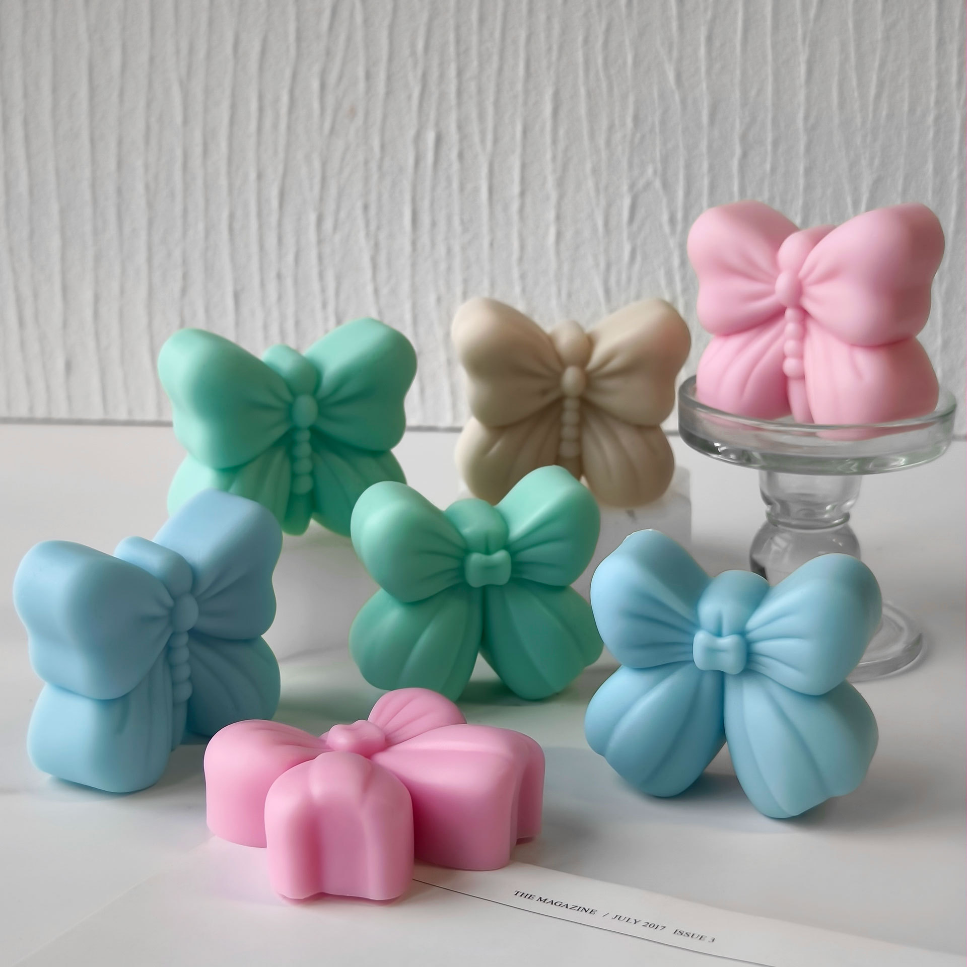 Candle Supplies Tins - قالب سيليكون على شكل فراشة وربطة